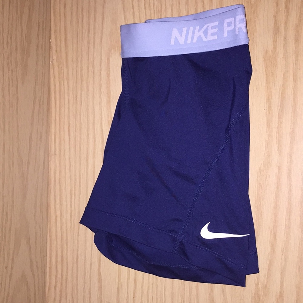 Nike Pro Solid Blue